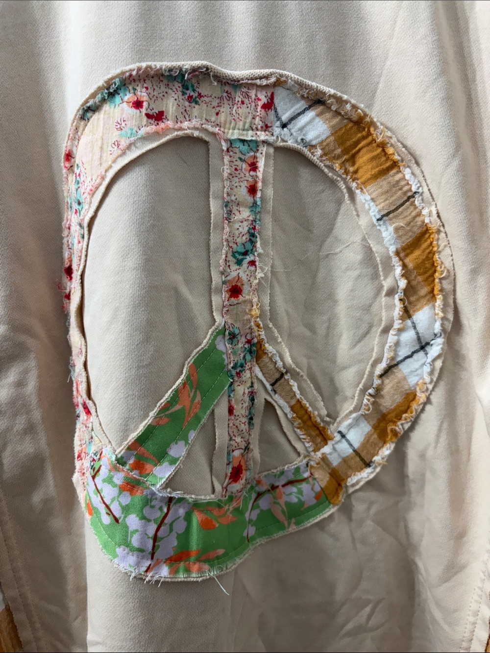 easel Beige Patchwork Peace Sign Pullover with Mustard Plaid never worn - Picture 9 of 9